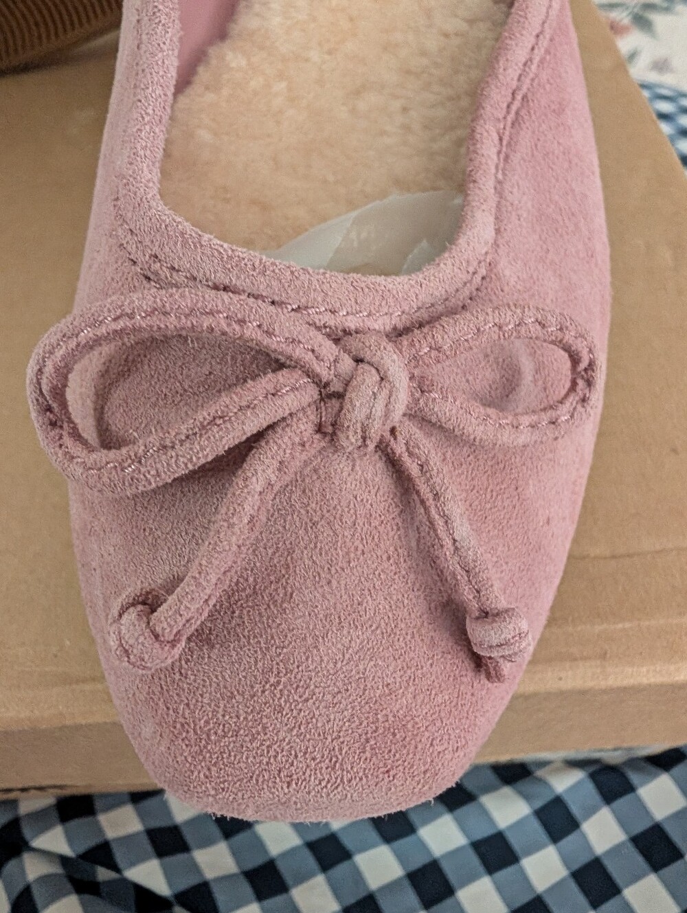 UGG Women's Pink Suede Bow-Front Slip-On Flats - Picture 1 of 5